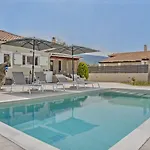 Casa De Miro